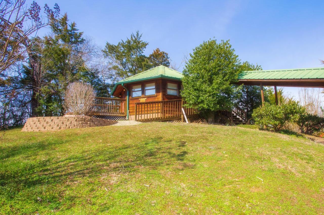 Smoky Bear Lodge With Guest House, Hot Tub, 1089 Free Tickets Each Paid Day, Dollywood And More Sevierville Extérieur photo